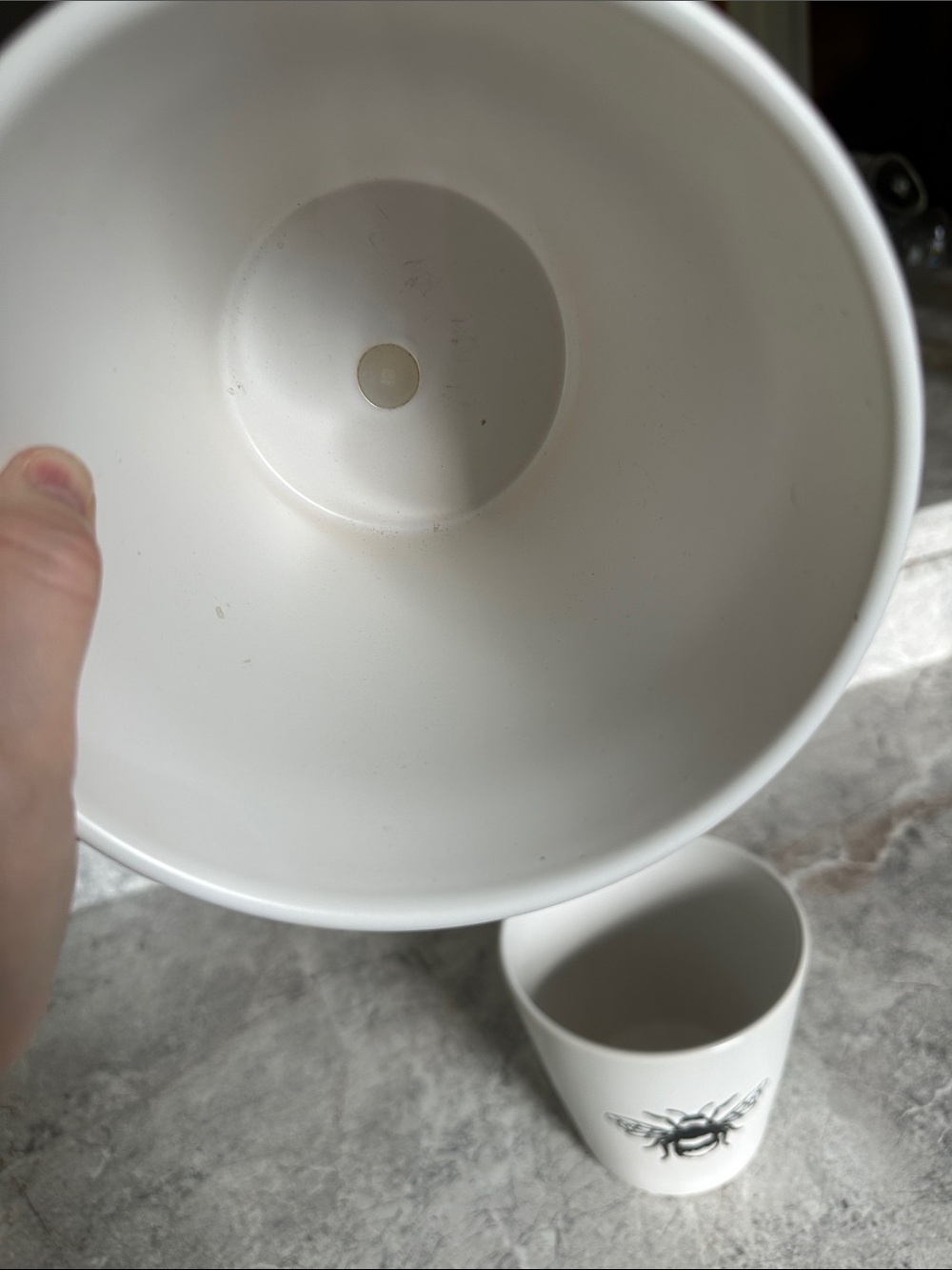 Plant pots - Picture 2 of 2